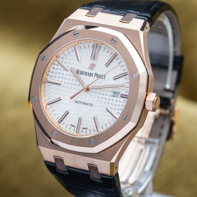 Audemars Piguet Royal Oak 15400OR.OO.D088CR.01 Image 2